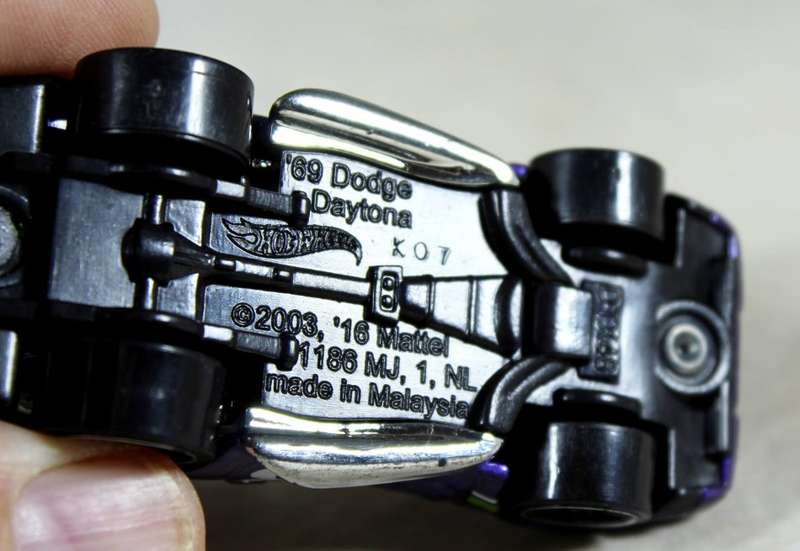 Hotwheels - '69 Dodge Daytona (2003)