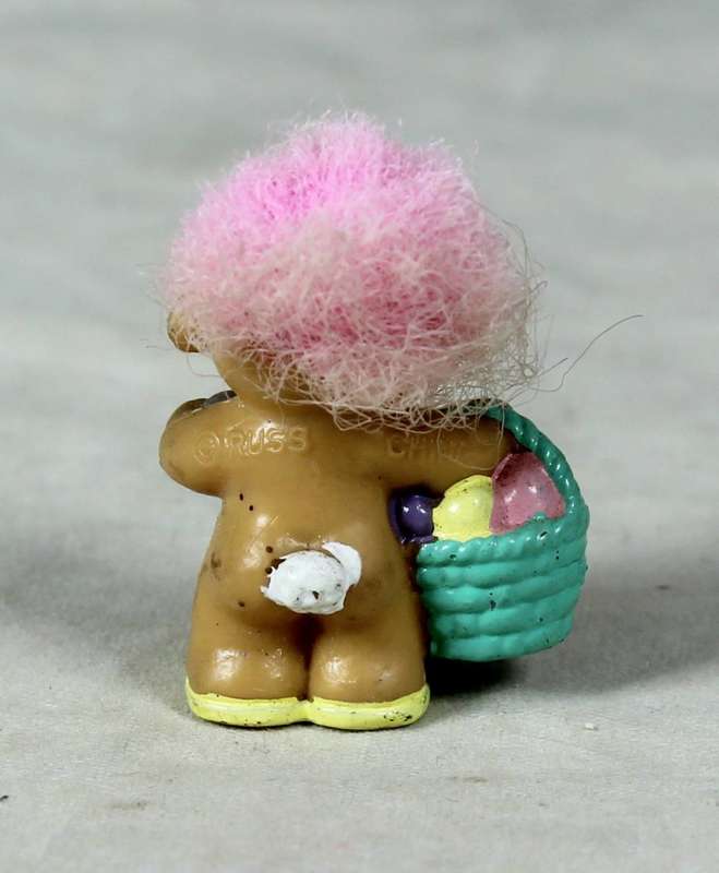 A  MINIATURE TROLL DOLL WITH A PUNK HAIR CUT - BID NOW!!!!
