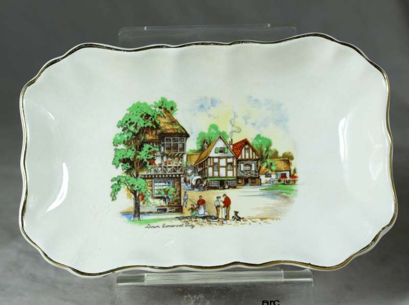 Sandland ware - down Somerset way trinket bowl
