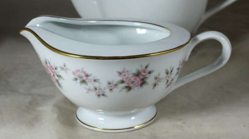 R C Chantely tea set
