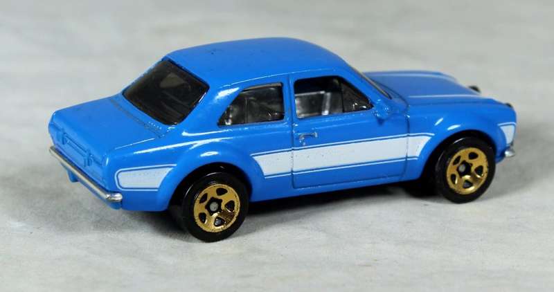 HOTWHEELS-DATSUN 70' FORD ESCORT RS1600-BID NOW