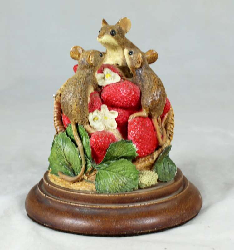 FEATHERS OF KNYSNA-MICE ON A STRAWBERRY BASKET-BID NOW!!
