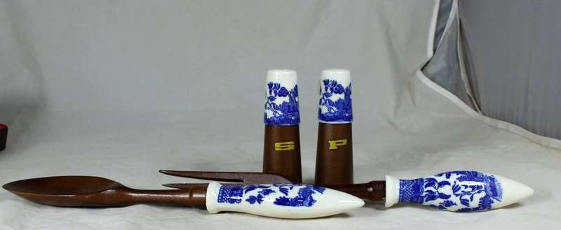 blue & white porcelain spoon & fork set including a salt & pepper set