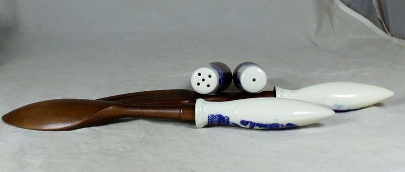 blue & white porcelain spoon & fork set including a salt & pepper set