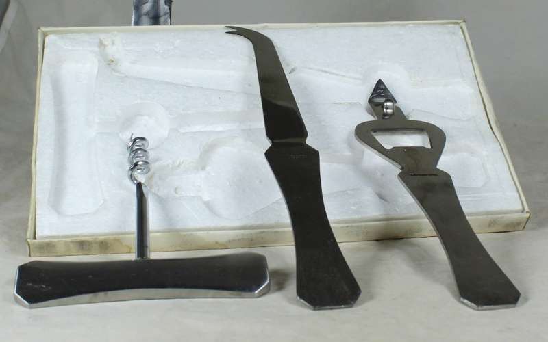 Stainless steel bar set