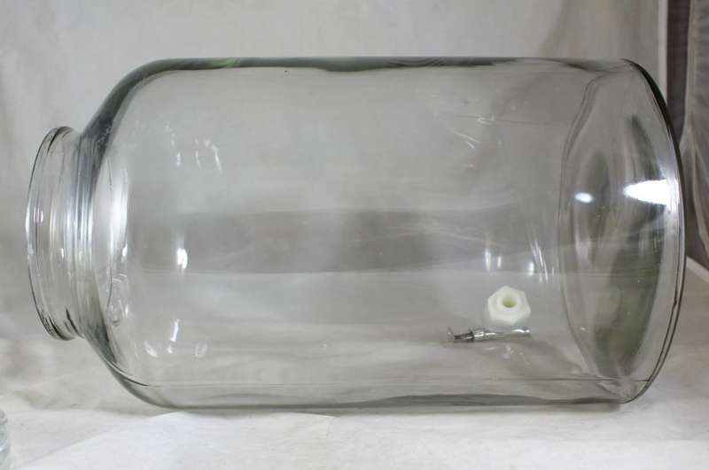 LARGE JUICE DECANTER - BID NOW