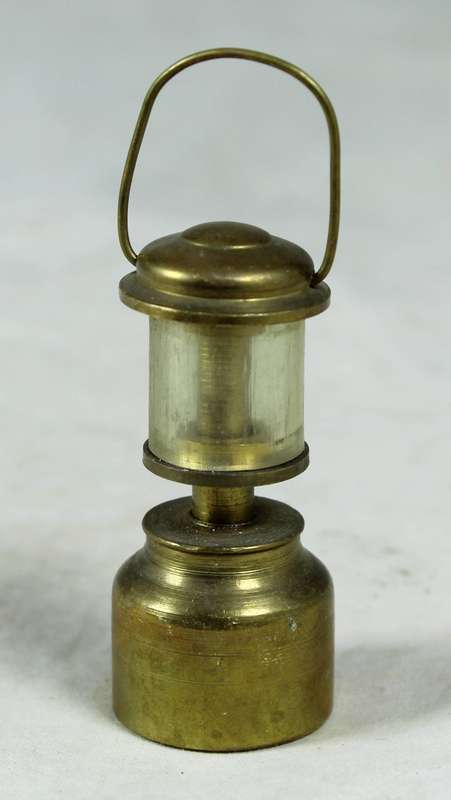 Miniature brass gas lamp