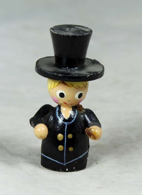 Miniature figure with top hat