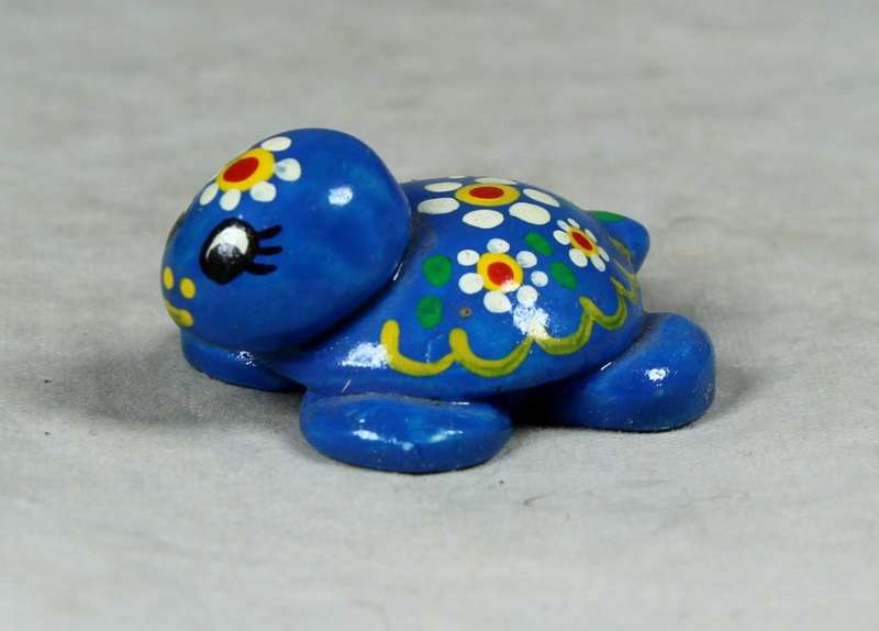 MINIATURE TORTOISE WITH FLOWERS - BID NOW!!