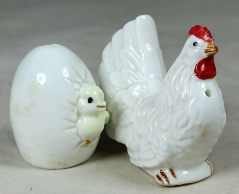Chicken and egg salt & pepper set