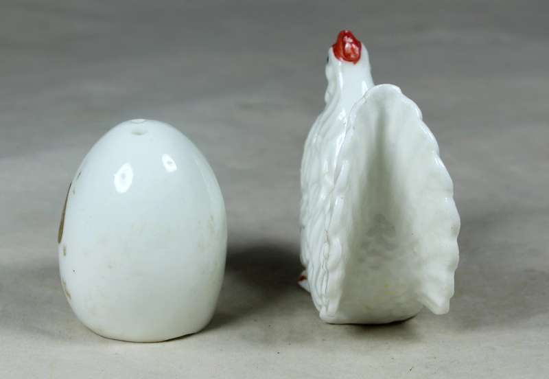Chicken and egg salt & pepper set