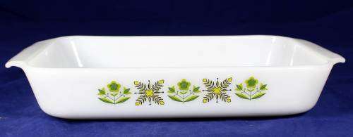 Anchor Hocking - rectangular milk glass dish