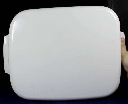 WHITE SQUARE OVEN DISH - BID NOW!!