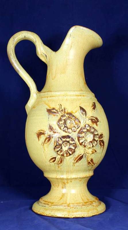 VERY LARGE CERAMIC JUG  - BID NOW!!
