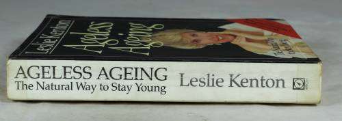 AGELESS AGING-THE NATURAL WAY TO STAY YOUNG-ISBN 0099466902