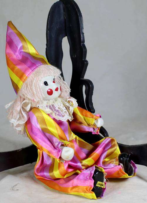 CLOWN IN A STRIPED SUIT - BID NOW!!