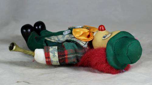 CLOWN PLAYING THE SAXOPHONE- BID NOW!!