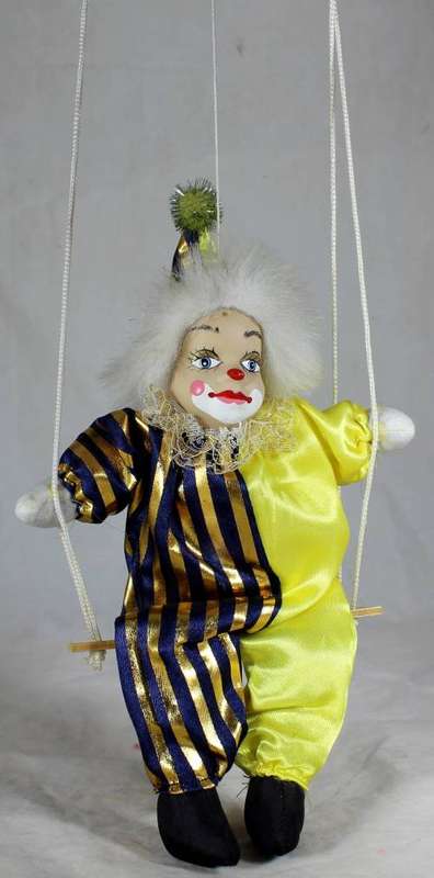 CLOWN SITTING ON A ROPE   - BID NOW!!