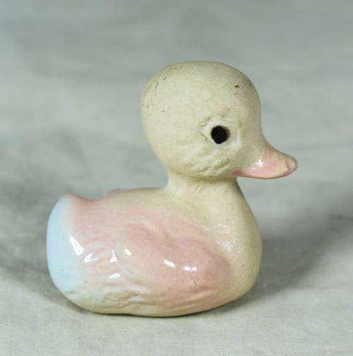 MINIATURE CERAMIC DUCK - BID NOW!!