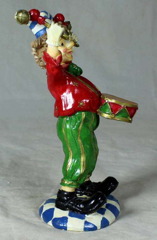 MOLDED CLOWN PLAYING DRUMS - BID NOW!!