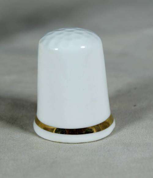 PORCELAIN THIMBLE - WESTMINSTER ABBEY LONDON