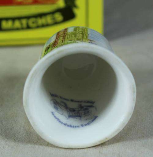 PORCELAIN THIMBLE - WESTMINSTER ABBEY LONDON