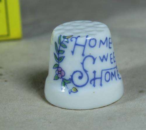 Porcelain thimble - Home sweet home