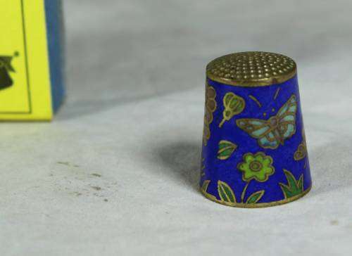 THIMBLE - CLOISSONE (BUTTERFLY) - BID NOW!!