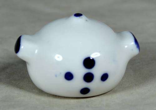 Miniature porcelain blue & white sugar bowl
