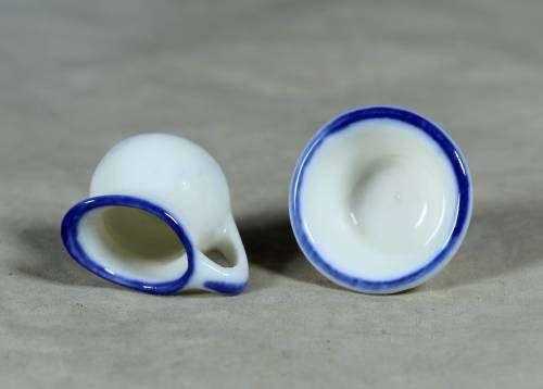 Miniature porcelain blue & white bowl with water jug
