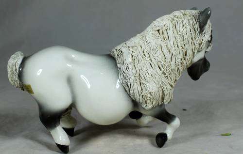PORCELAIN CHEVAL HORSE MADE IN SOUTH AFRICA - (STUNNING) - BID NOW