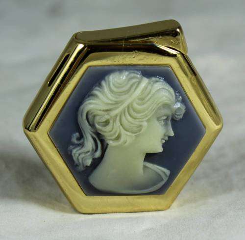 ROYAL ELSA CAMEO LIGHTER VICTORIAN LADY (VINTAGE)-BID NOW!