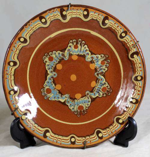 Green and brown display bowl