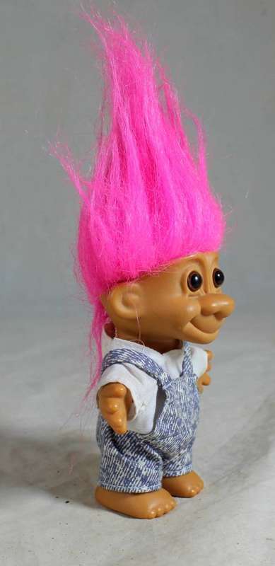 Russ troll dressed in a dungaree