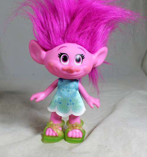 ZELF WITH PINK HAIR - BID NOW!!