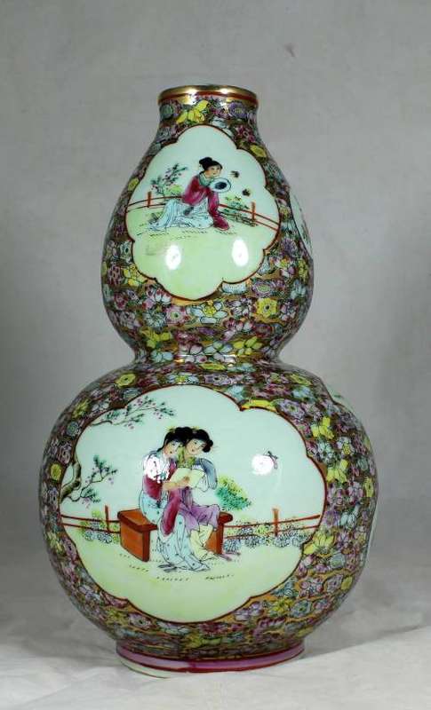 Chinese 'Famille Rose' double gourd vase