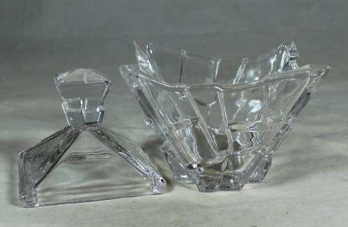 Trinket bowl with lid