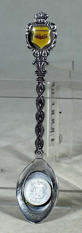 Souvenir teaspoon - Johannesburg Gold Reef City with a coin