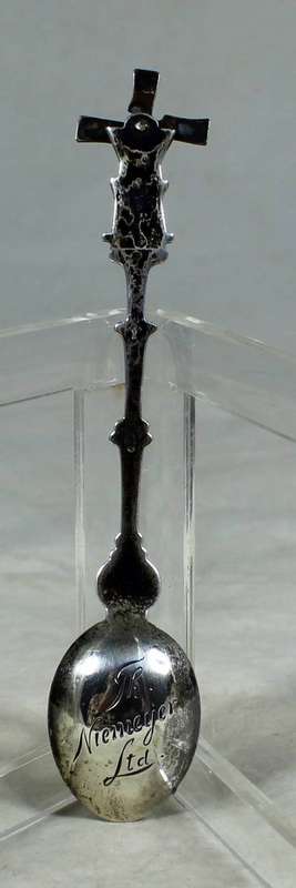 SOUVENIR TEASPOON-DUTCH WINDMILL ENGRAVED SPOON XMAS 1995 (BEAUTIFUL)-BID NOW!!!