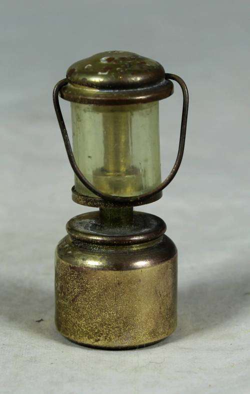 Miniature handcrafted brass temptations gas light