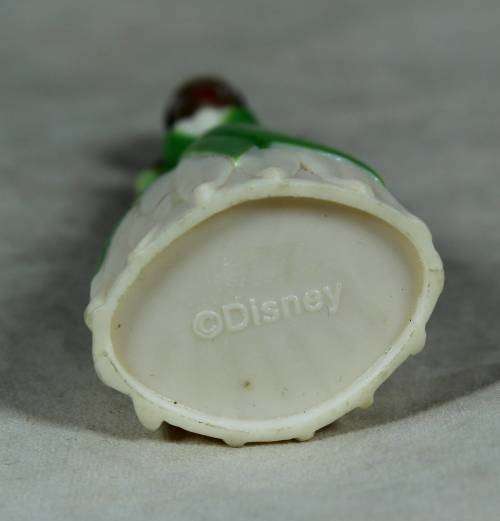 Disney's small figurine - Queen Induna