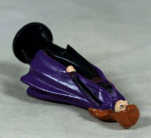 Disney's small figurine - Anna from the movie Frozen