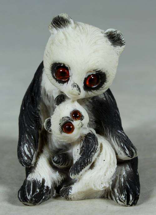 Mother & baby panda with beads for eyes