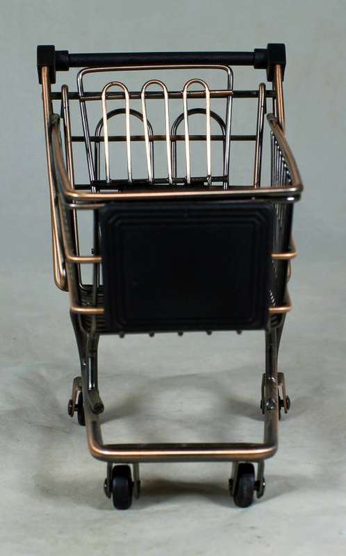 SMALL TROLLEY FOR THE SERIOUS COLLECTOR-BID NOW!!