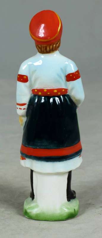 VINTAGE PORCELAIN FIGURINE (MARKED FOREIGN)-MAN IN TRADITIONAL CLOTHES #57-BID NOW!!
