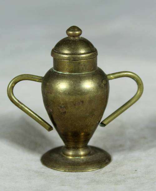 Miniature copper - 2 handle urn with lid