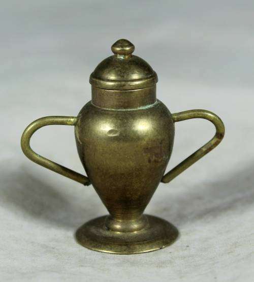 Miniature copper - 2 handle urn with lid