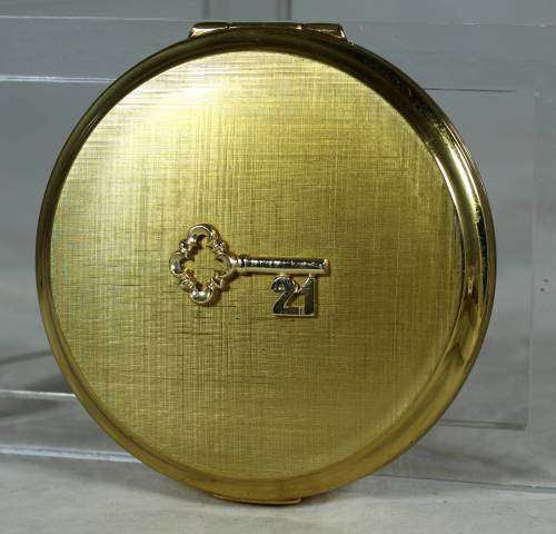 Stratton 21st key compact set in a box