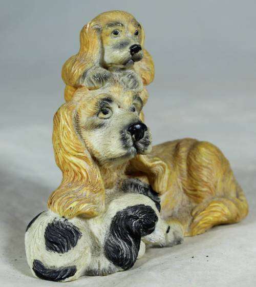 Molded mum and her pups