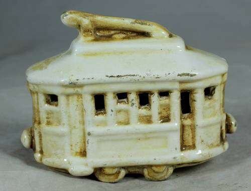 Capodimante porcelain tramway